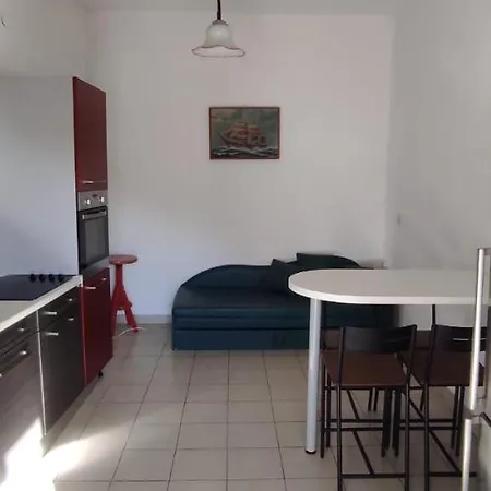 House On The Sea Mili Apartmán