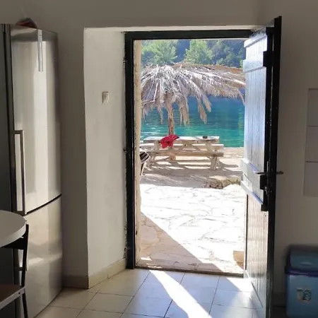 House On The Sea Mili Bogomolje